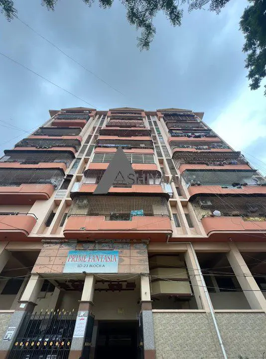 Luxurious 3 Bedrooms home for Sale in the North Nazimabad Karachi location. The perfect apartment for Sale with amenities. A house ready to dwell in.