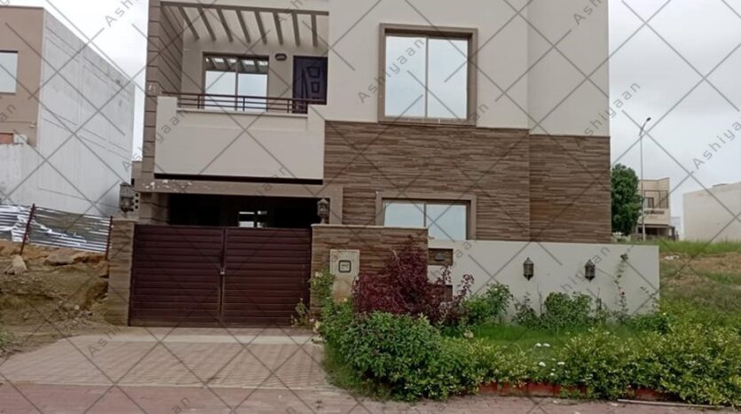 villa for sale in Bahria Town Karachi