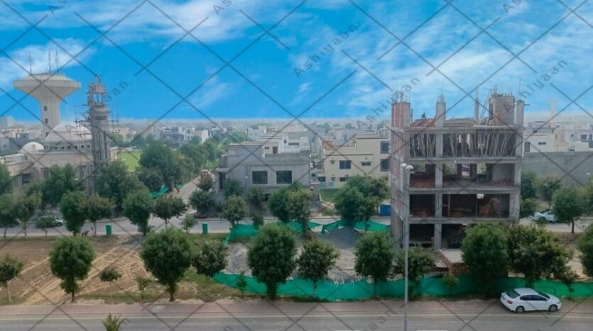 10 Marla plot for sale in Bahria Town Lahore Tipu Sultan Block