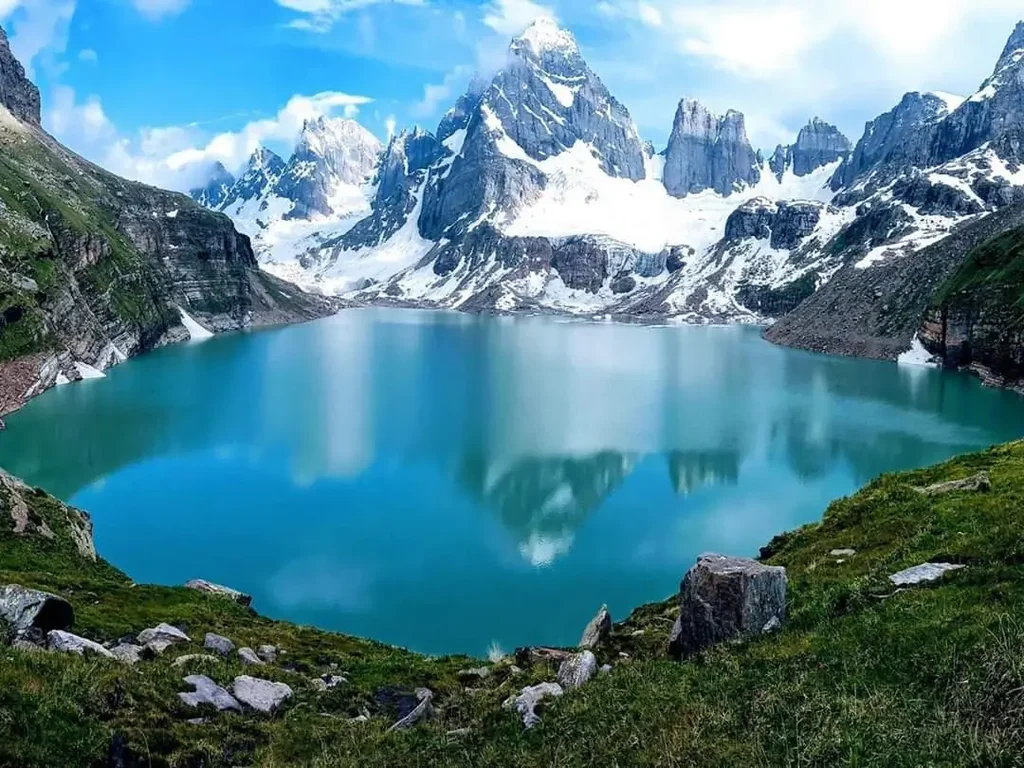 Saif ul Malook Lake