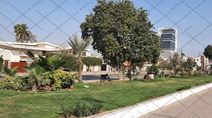 House for sale in DHA Phase 4 Karachi