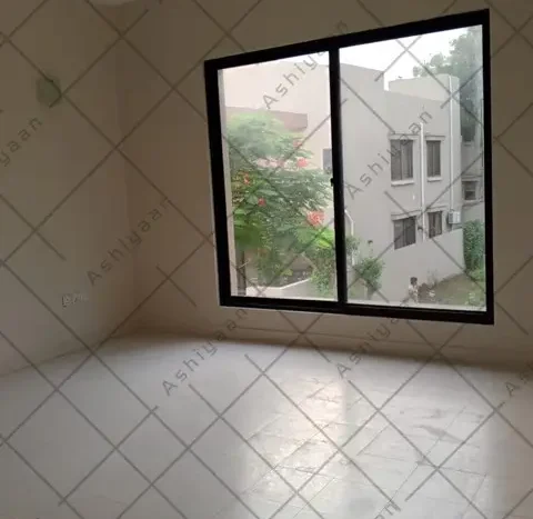 Apartment for Sale in Kings Palm Residency